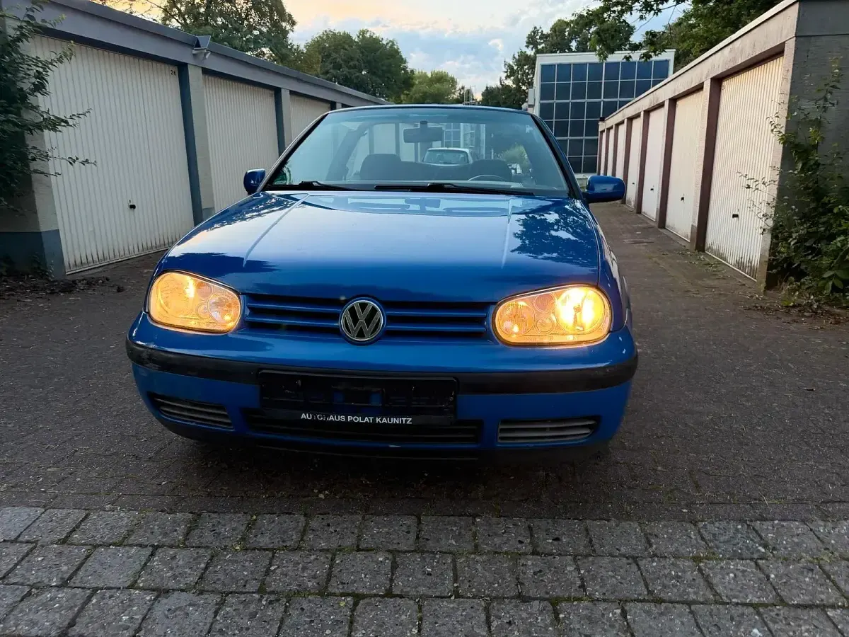 Gebraucht VW Golf Cabriolet 101 PS (74 kW) 1998 Blau Cabrio
