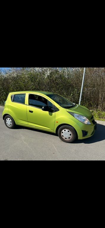 Grün Gebraucht 2010 Chevrolet Spark Kleinwagen | 2.500 € (Fairer Preis) - Bild 1/3