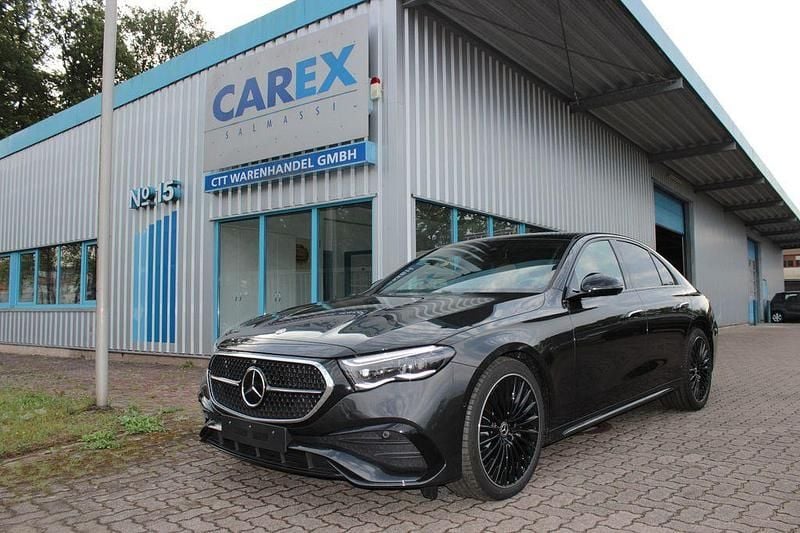 Grau Neu 2025 Mercedes E200 AMG Line Premium Plus Limousine | 80.920 € (Etwas zu teuer) - Bild 1/4
