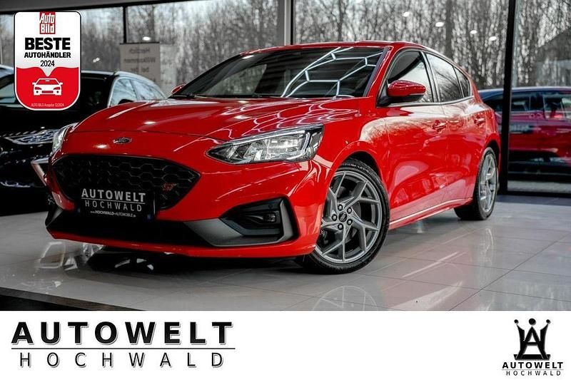 Gebraucht Ford Focus ST 190 PS (139 kW) 2020 Rot Limousine