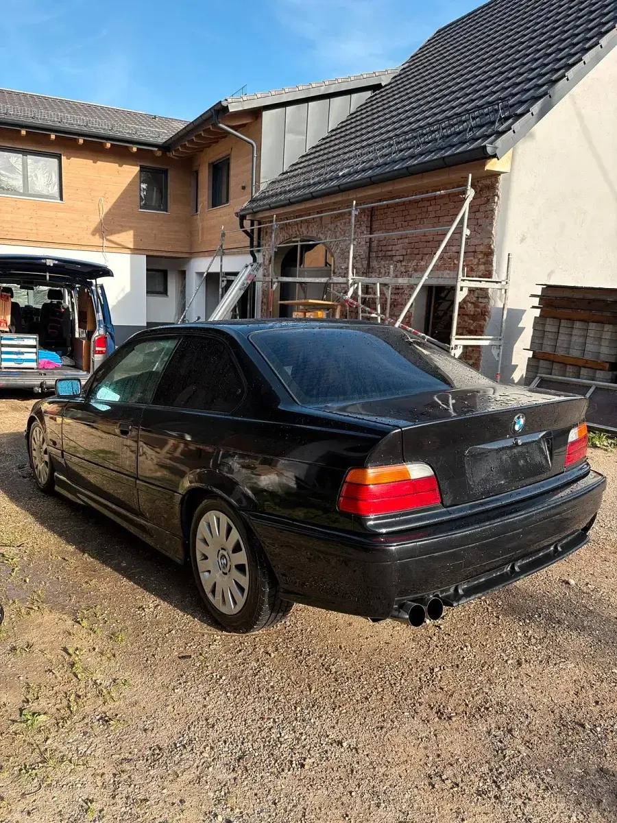 Gebraucht BMW 328 245 PS (180 kW) 1996 Schwarz Coupé