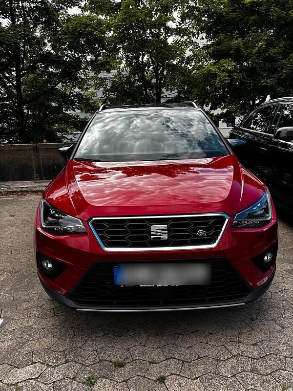 Rot Gebraucht 2019 Seat Arona FR SUV | 15.500 € (Fairer Preis) - Bild 1/4