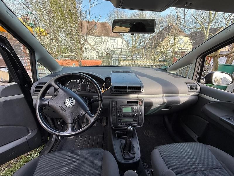 Gebraucht VW Sharan 140 PS (102 kW) 2007 Schwarz Van / Kleinbus