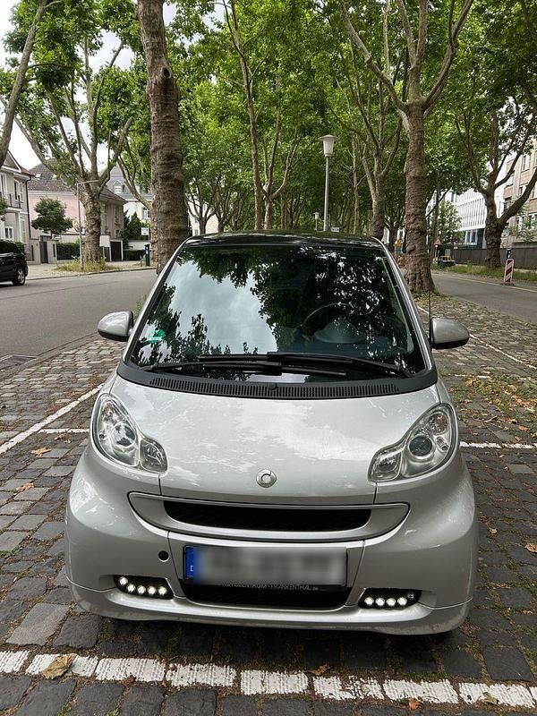 Silber Gebraucht 2011 Smart ForTwo Coupé Passion Coupé | 4.800 € (Fairer Preis) - Bild 1/4