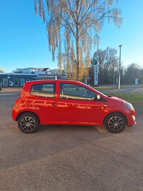 Usata Renault Twingo 75 CV (55 kW) 2011 Rosso Utilitaria