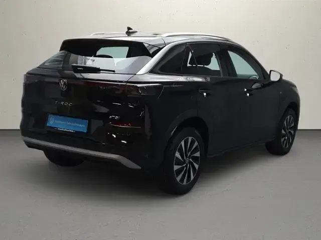 Neu VW T-Roc Style 116 PS (85 kW) 2026 Grenadillschwarz metallic SUV