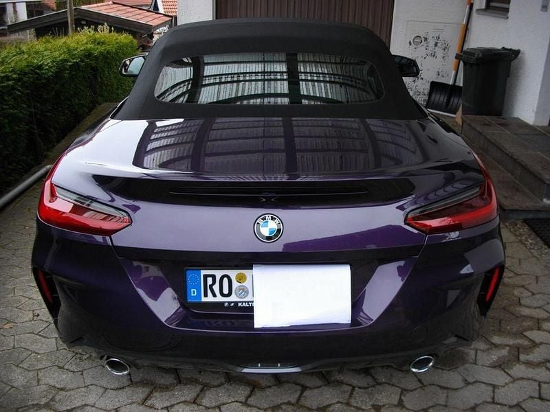 Gebraucht BMW Z4 197 PS (144 kW) 2024 Violett Cabrio