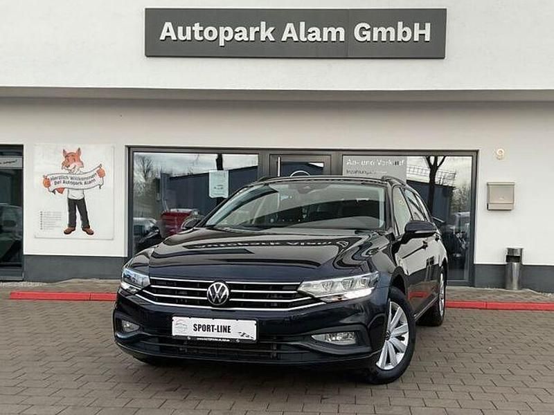 Gebraucht VW Passat 150 PS (110 kW) 2022 Schwarz Kombi