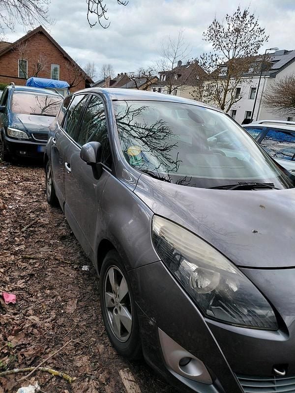 Gebraucht Renault Scénic III 110 PS (80 kW) 2010 Grau Van / Kleinbus