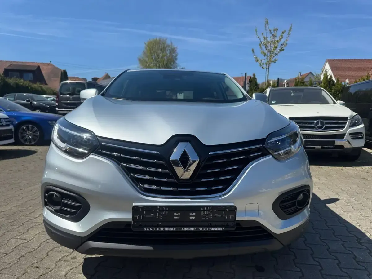 Gebraucht Renault Kadjar Business 140 PS (102 kW) 2022 Silber SUV