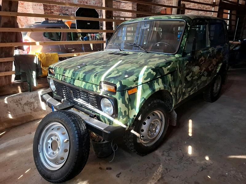 Gebraucht Lada niva 82 PS (60 kW) 2003 Andere farben SUV