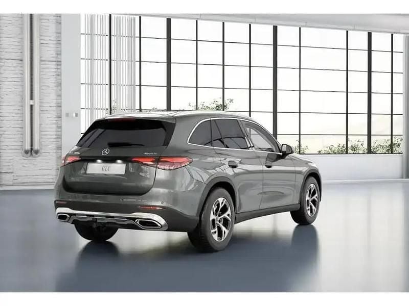 Gebraucht Mercedes GLC300e 204 PS (150 kW) 2023 Metalliclack selenitgrau SUV