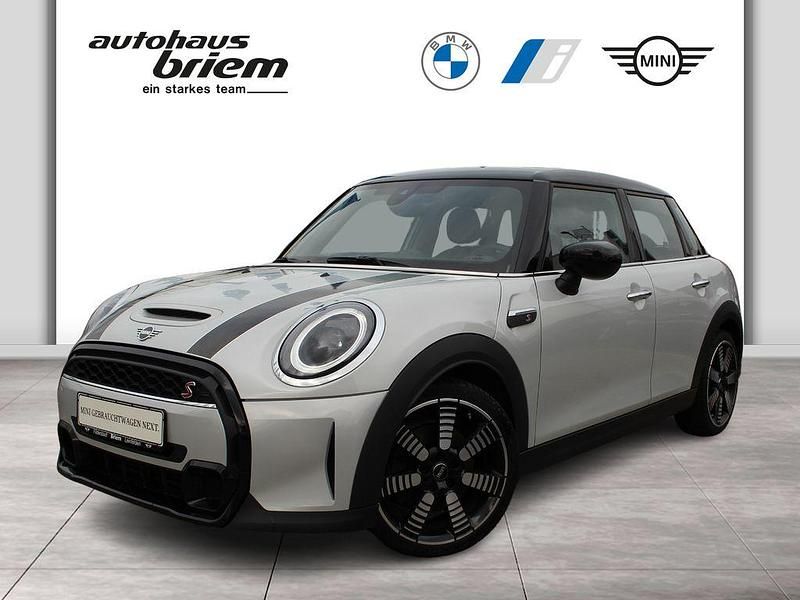 Weiß Gebraucht 2021 Mini Cooper S Kleinwagen | 24.990 € (Fairer Preis) - Bild 1/4