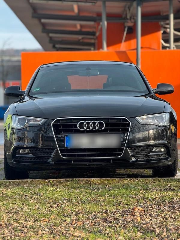 Schwarz Gebraucht 2016 Audi A5 Sportback S-Line Kleinwagen | 15.100 € (Superpreis) - Bild 1/4
