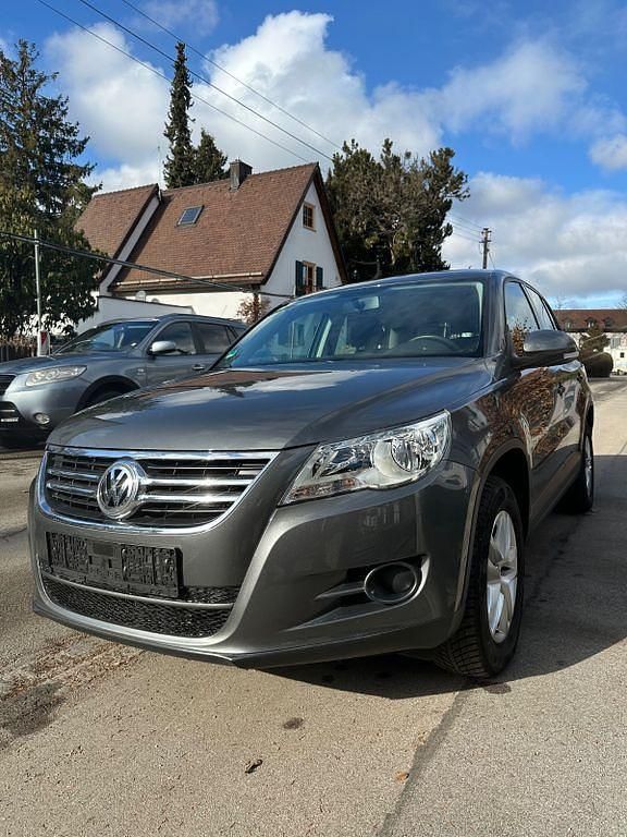 Gebraucht VW Tiguan 110 PS (80 kW) 2011 Grau SUV