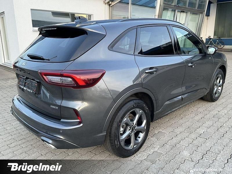 Neu Ford Kuga ST-Line 152 PS (111 kW) 2026 Grau SUV