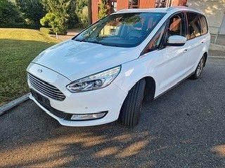 Weiß Gebraucht 2019 Ford Galaxy Titanium Van / Kleinbus | 6.899 € (Fairer Preis) - Bild 1/4