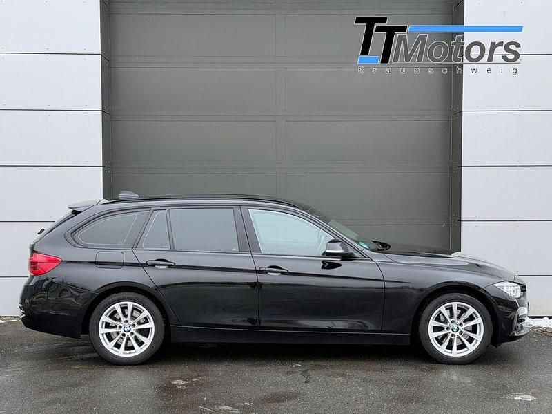 Gebraucht BMW 330 Advantage 258 PS (189 kW) 2018 Schwarz Kombi