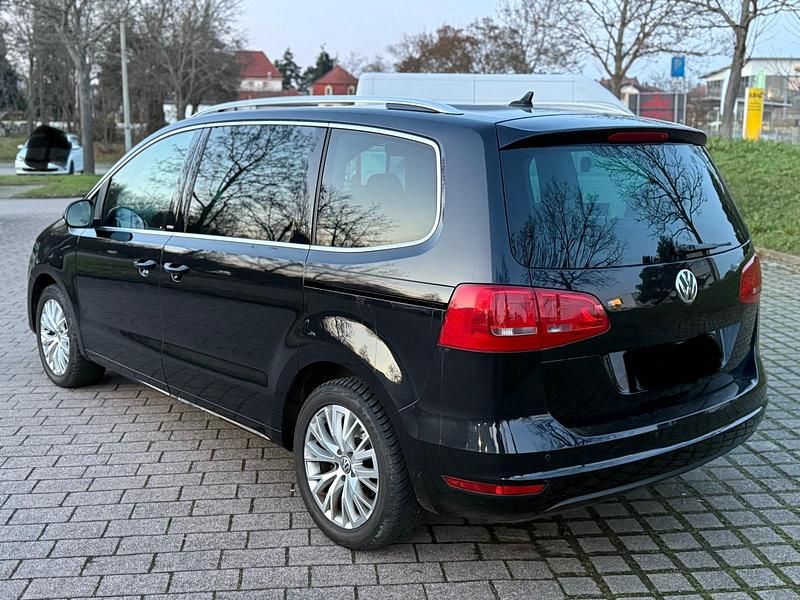 Gebraucht VW Sharan 170 PS (125 kW) 2012 Schwarz Van / Kleinbus