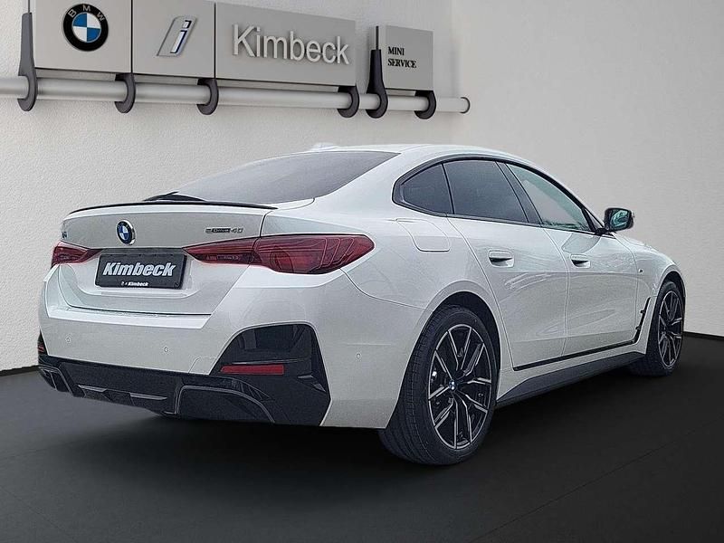 Gebraucht BMW i4 M Sport 339 kW (462 PS) 2025 Mineralweiß metallic Limousine