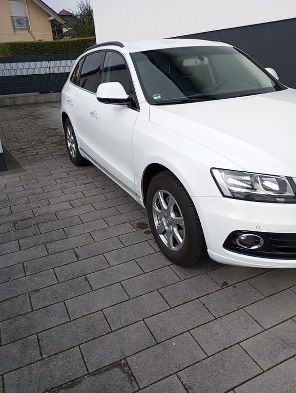 Gebraucht Audi Q5 150 PS (110 kW) 2016 Weiß SUV