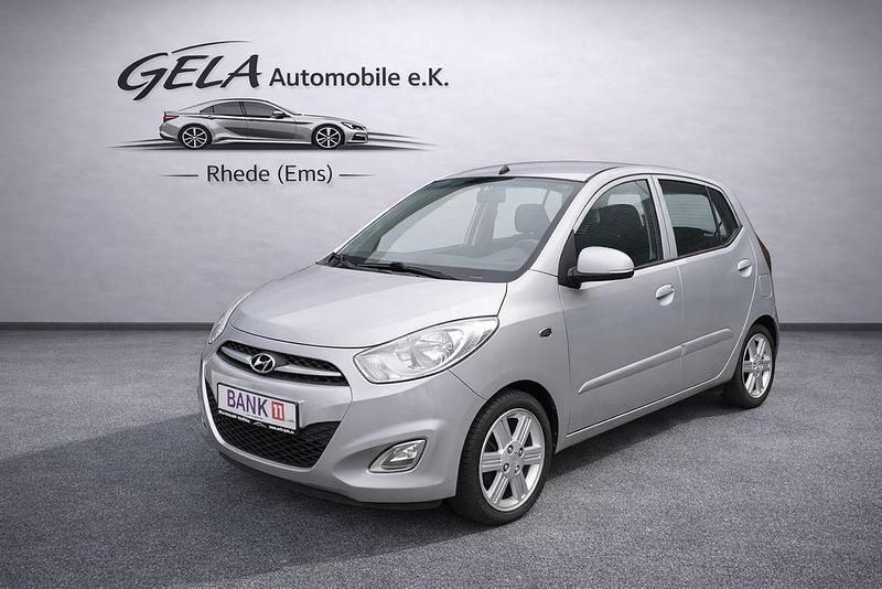 Gebraucht Hyundai i10 Style 69 PS (50 kW) 2011 Silber Kleinwagen