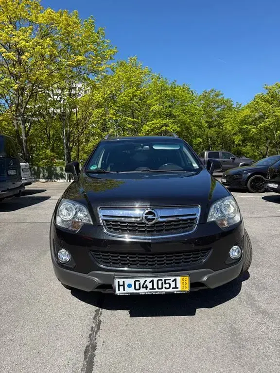 Gebraucht Opel Antara Design Edition 163 PS (119 kW) 2011 Schwarz SUV