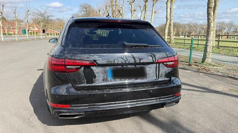 Gebraucht Audi A4 S-Line 150 PS (110 kW) 2019 Schwarz Kombi
