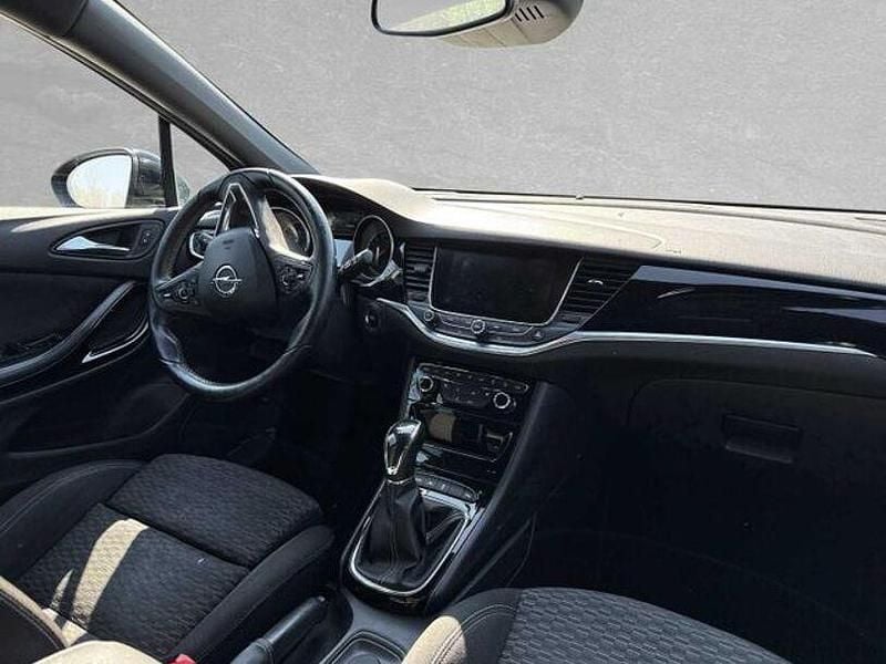 Gebraucht Opel Astra Dynamic 160 PS (117 kW) 2016 Schwarz (onyxschwarz metallic) Kombi