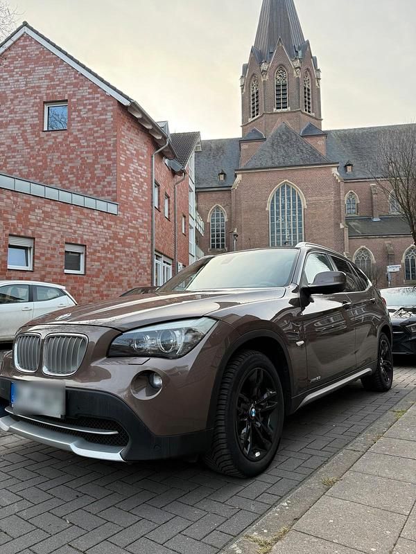 Gebraucht BMW X1 258 PS (189 kW) 2010 Beige SUV