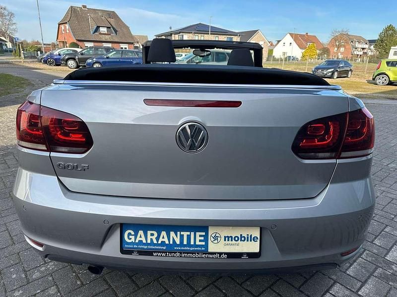 Gebraucht VW Golf Cabriolet Basis 105 PS (77 kW) 2012 Tungsten silver metallic Cabrio