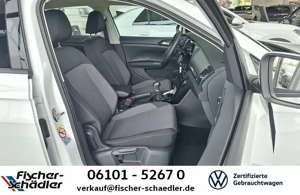 Gebraucht VW T-Cross Life 116 PS (85 kW) 2025 Pure white SUV