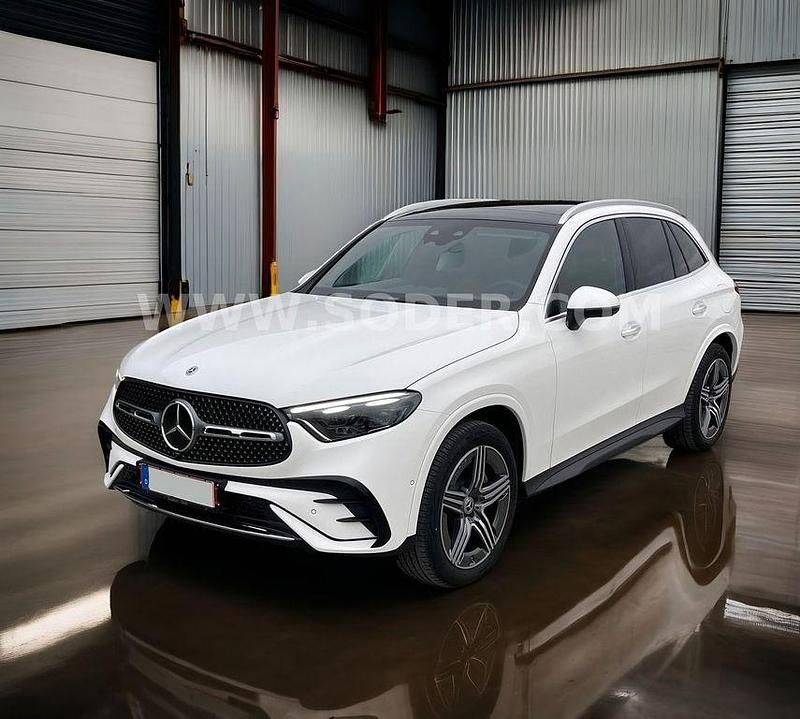 Gebraucht Mercedes GLC300e AMG Line Premium Plus 313 PS (230 kW) 2025 Weiß SUV