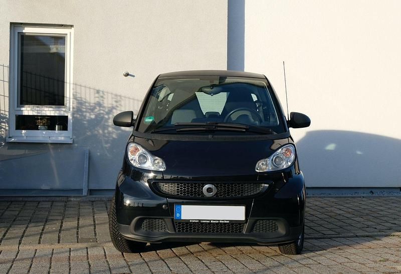 Schwarz Gebraucht 2014 Smart ForTwo Coupé Pure Coupé | 5.700 € (Fairer Preis) - Bild 1/4
