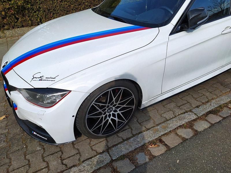 Gebraucht BMW 335 Performance 365 PS (268 kW) 2013 Weiß Limousine