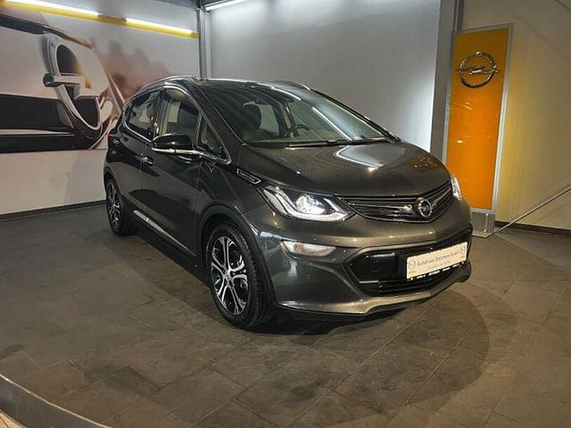 Grau Gebraucht 2020 Opel Ampera Ultimate Kleinwagen | 17.990 € (Fairer Preis) - Bild 1/4