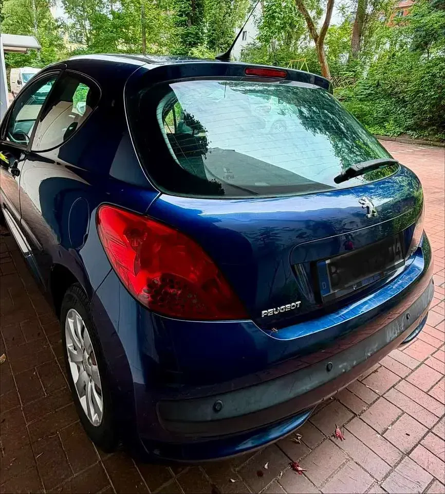 Gebraucht Peugeot 207 88 PS (64 kW) 2006 Blau Limousine