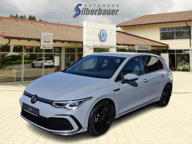 Gebraucht VW Golf VIII R-line 150 PS (110 kW) 2024