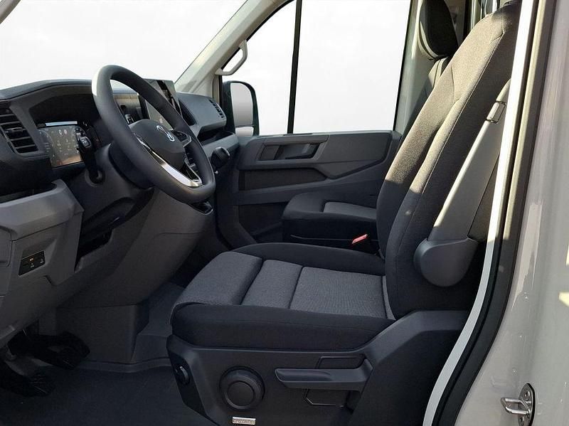 Neu VW Crafter 177 PS (130 kW) 2025 Grau Van