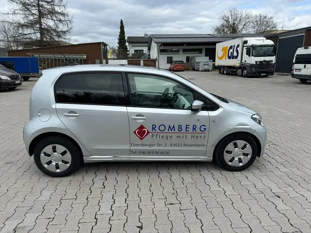 Używany VW e-up! 60 kW (82 KM) 2013 Srebrny Hatchback