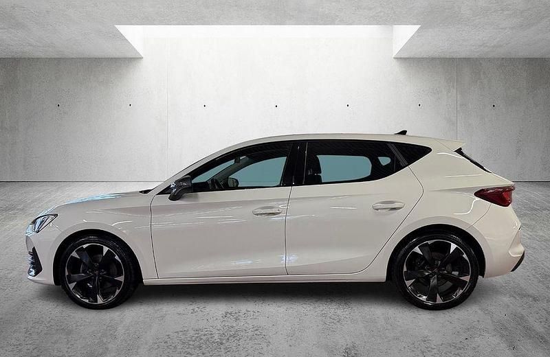 Gebraucht Cupra Leon 150 PS (110 kW) 2023 Weiß Limousine