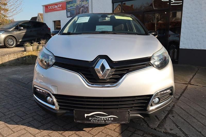 Gebraucht Renault Captur Dynamique 120 PS (88 kW) 2014 Silber SUV