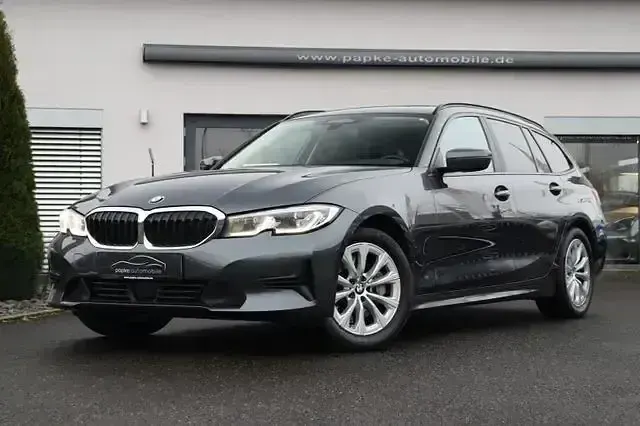 Brugt BMW 330 Advantage 265 HK (194 kW) 2020 Grå Stationcar