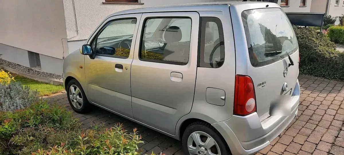 Gebraucht Opel Agila 75 PS (55 kW) 2004 Silber Van / Kleinbus