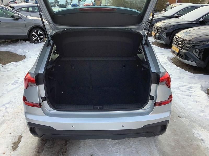 Neu Skoda Kamiq Essence 116 PS (85 kW) 2026 Silber SUV