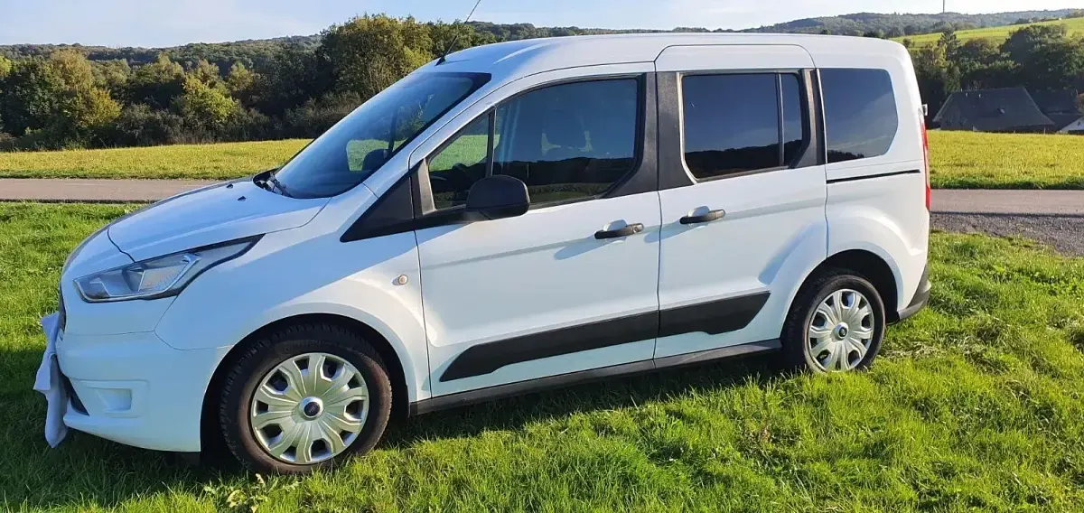 Gebraucht Ford Transit 101 PS (74 kW) 2018 Weiß Kombi