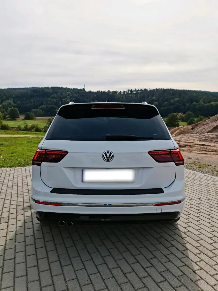 Gebraucht VW Tiguan R-line 150 PS (110 kW) 2016 Weiß SUV
