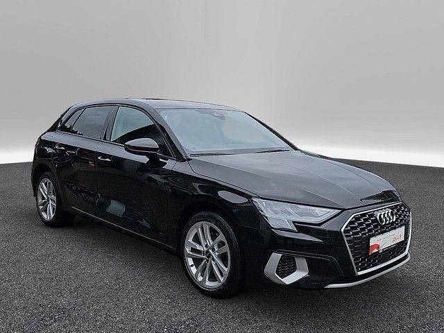 Gebraucht Audi A3 Advanced 150 PS (110 kW) 2022 Schwarz Limousine