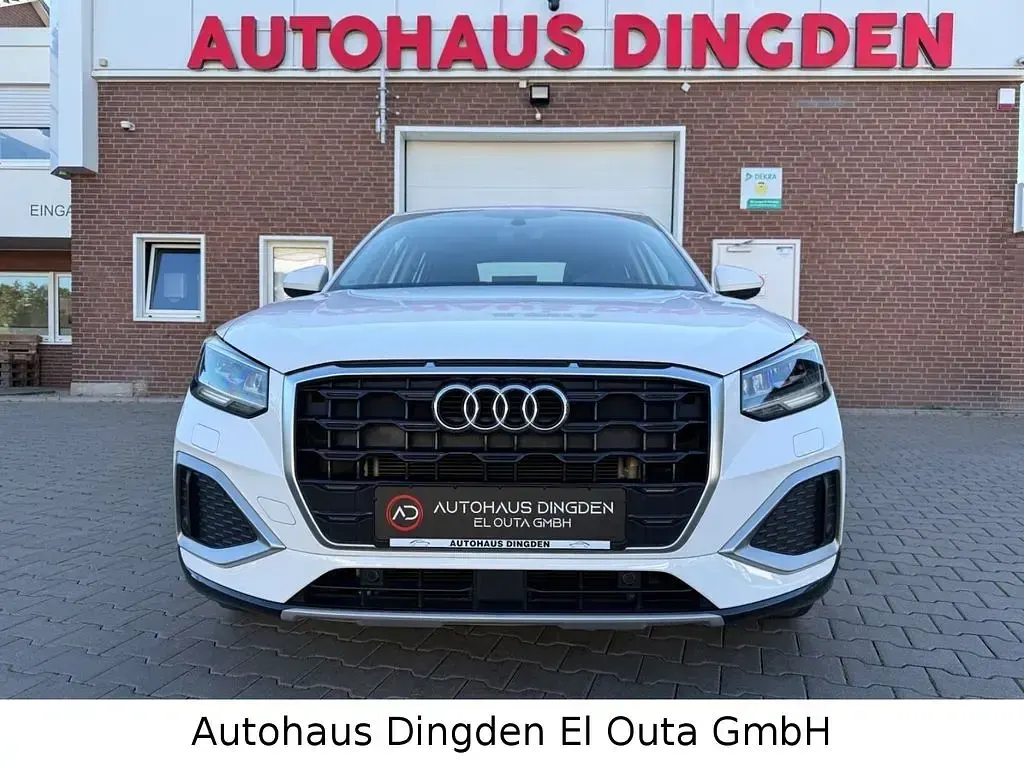 Używany Audi Q2 Advanced 116 KM (85 kW) 2023 Biały SUV