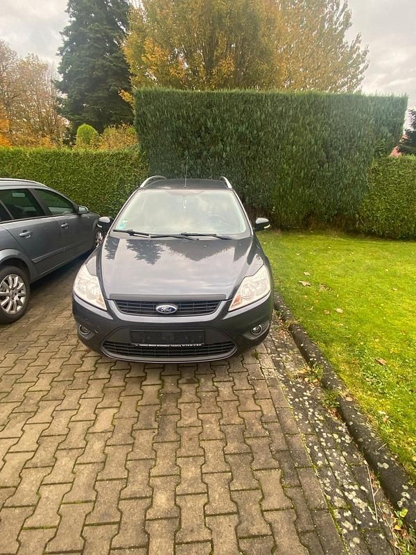 Gebraucht 2010 Ford Focus Kombi | 2.500 € (Teuer) - Bild 1/4